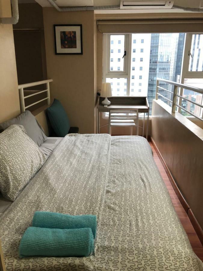 Loft Condo Beside Shangri-La Fort 마닐라 외부 사진